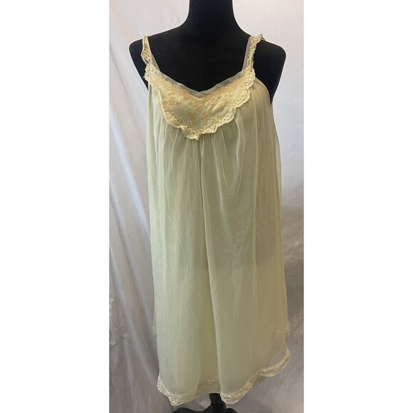 Vintage 60's Shadowline Lace and Chiffon babydoll nightgown Lingerie Yellow Mod - Picture 1 of 9